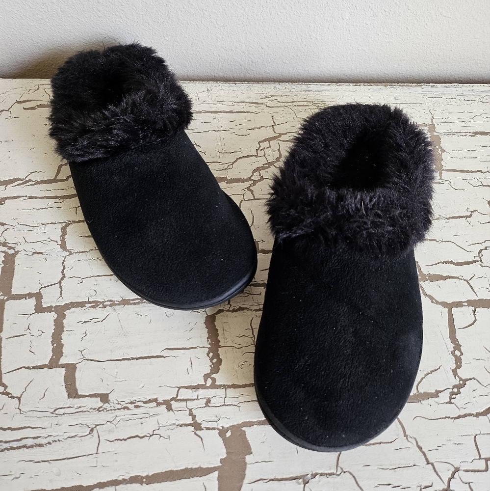 3/$15 Charter Club S 5-6 Black Slippers Good Used Condition